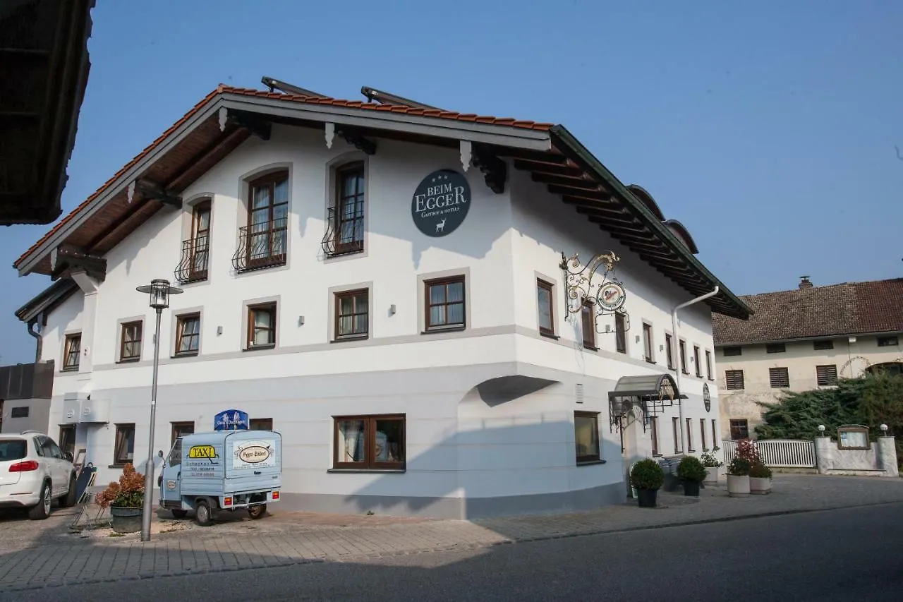 Hotel Egger-Stuberl Schechen 3*,